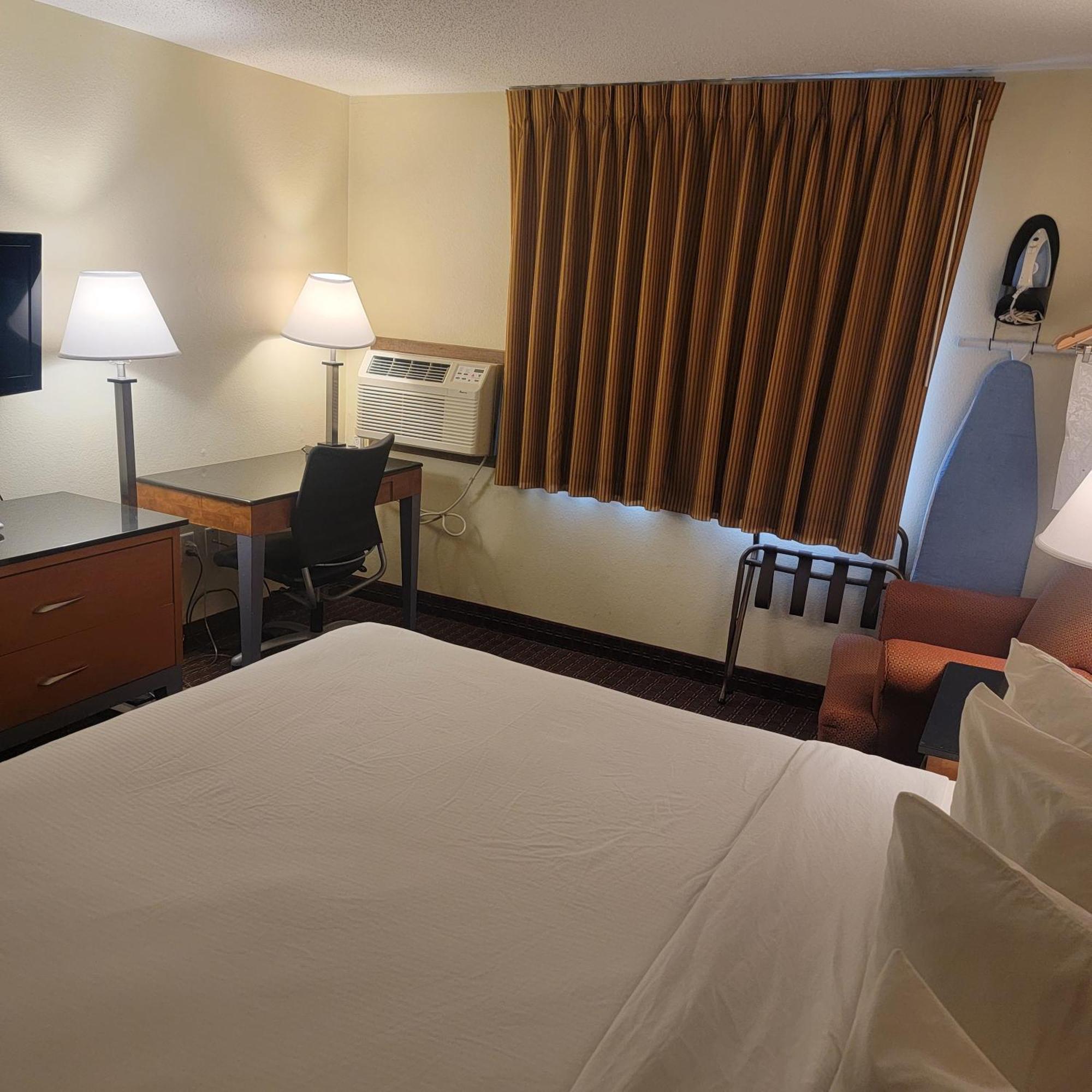 Days Inn By Wyndham Fort Dodge Kültér fotó
