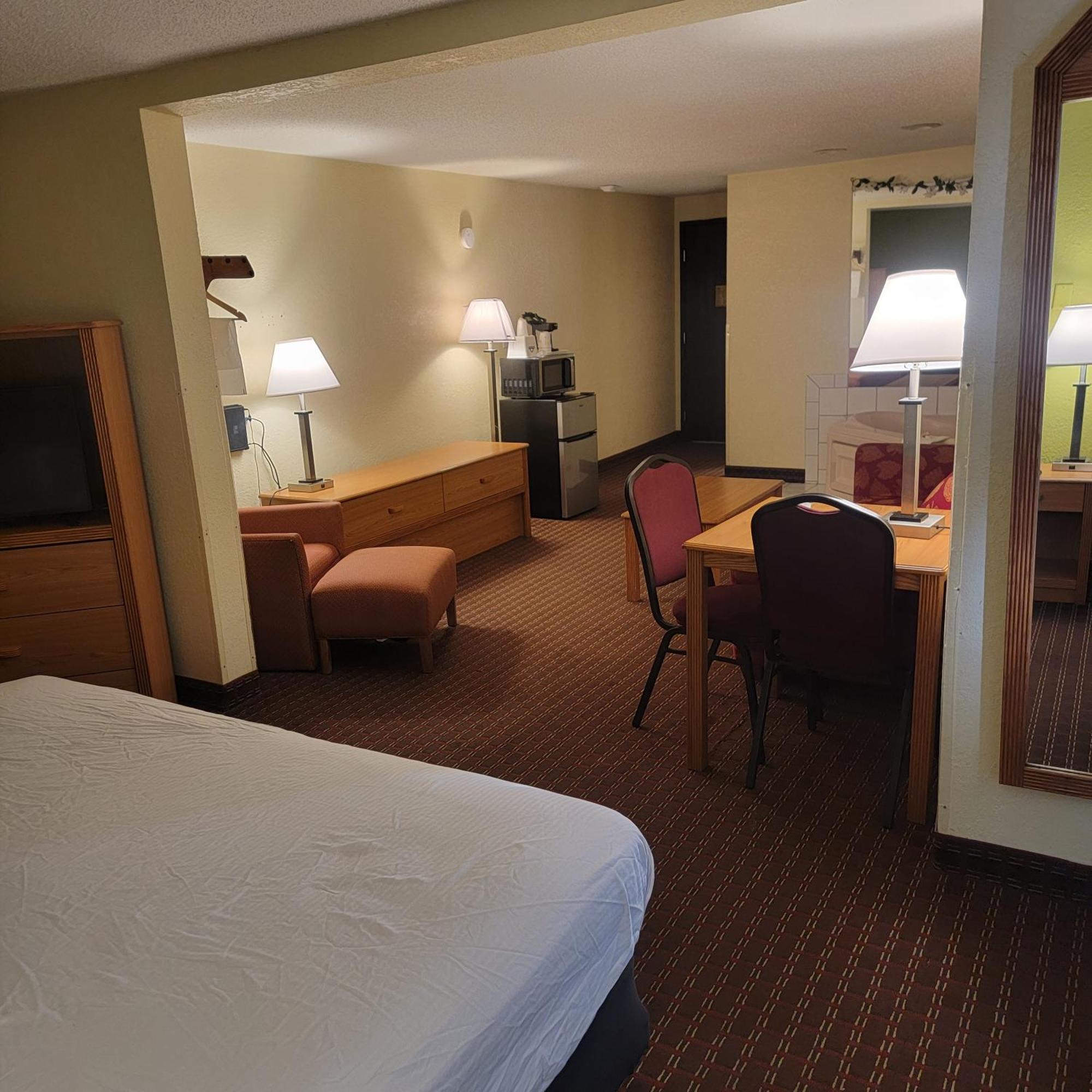 Days Inn By Wyndham Fort Dodge Kültér fotó
