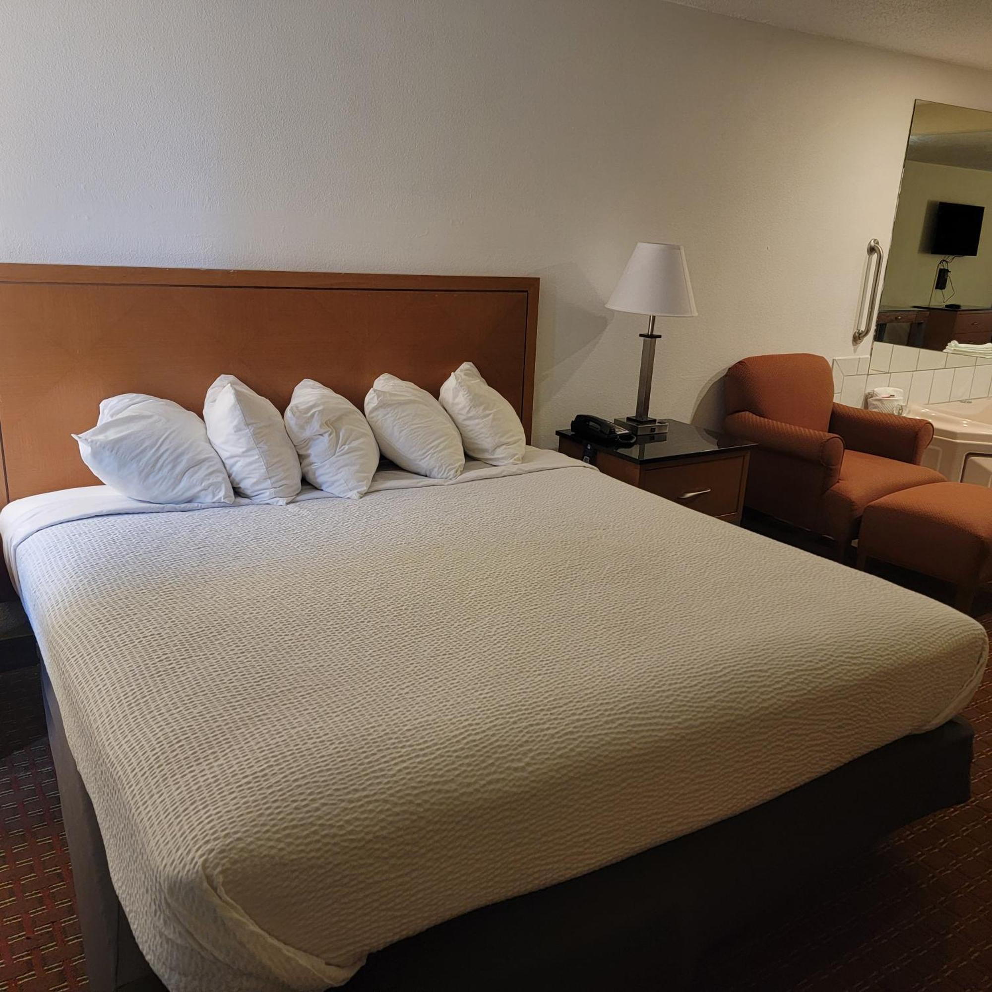 Days Inn By Wyndham Fort Dodge Kültér fotó